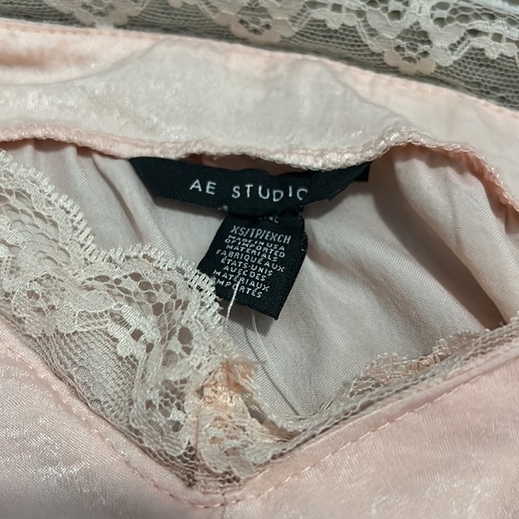 american eagle tank size extra small never worn - Picture 3 of 3